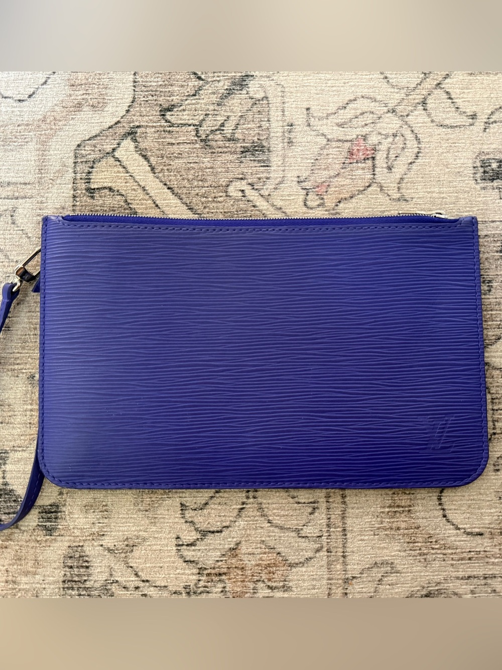 Louis Vuitton Neverfull Pouch W/COA